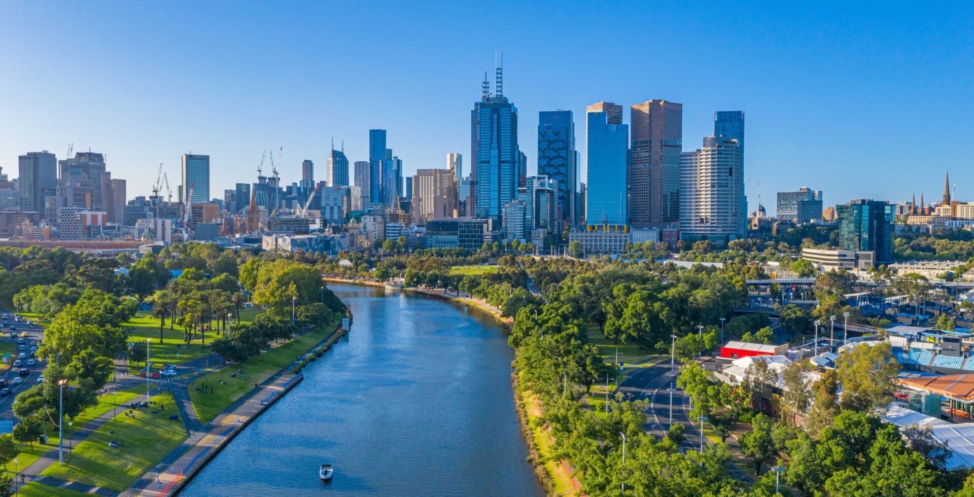 Skyline,Of,Melbourne,From,Yarra,River,,Australia